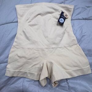 Women's Cream Shapewear Boyshort